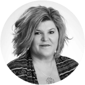Amanda Swanson - Headshot - Circle - BnW