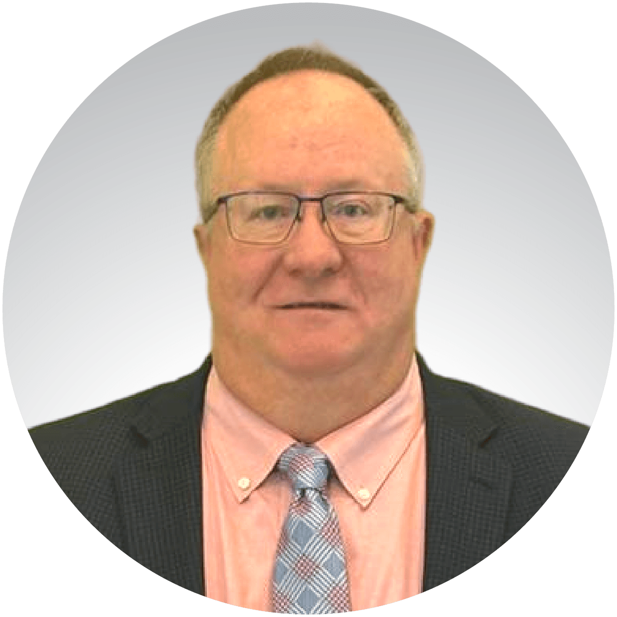 Peter Bergan - Headshot - Circle